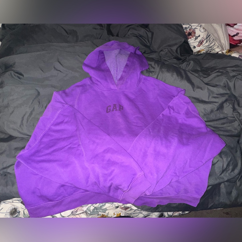 GAP Vibrant Purple Sweatshirt